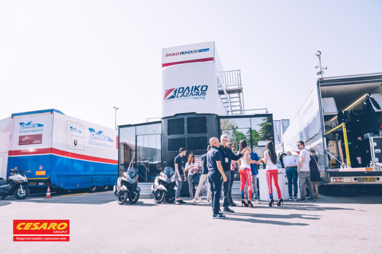 Autodromo di Monza con l’Hospitality Spagna per il team Daiko Lazarus