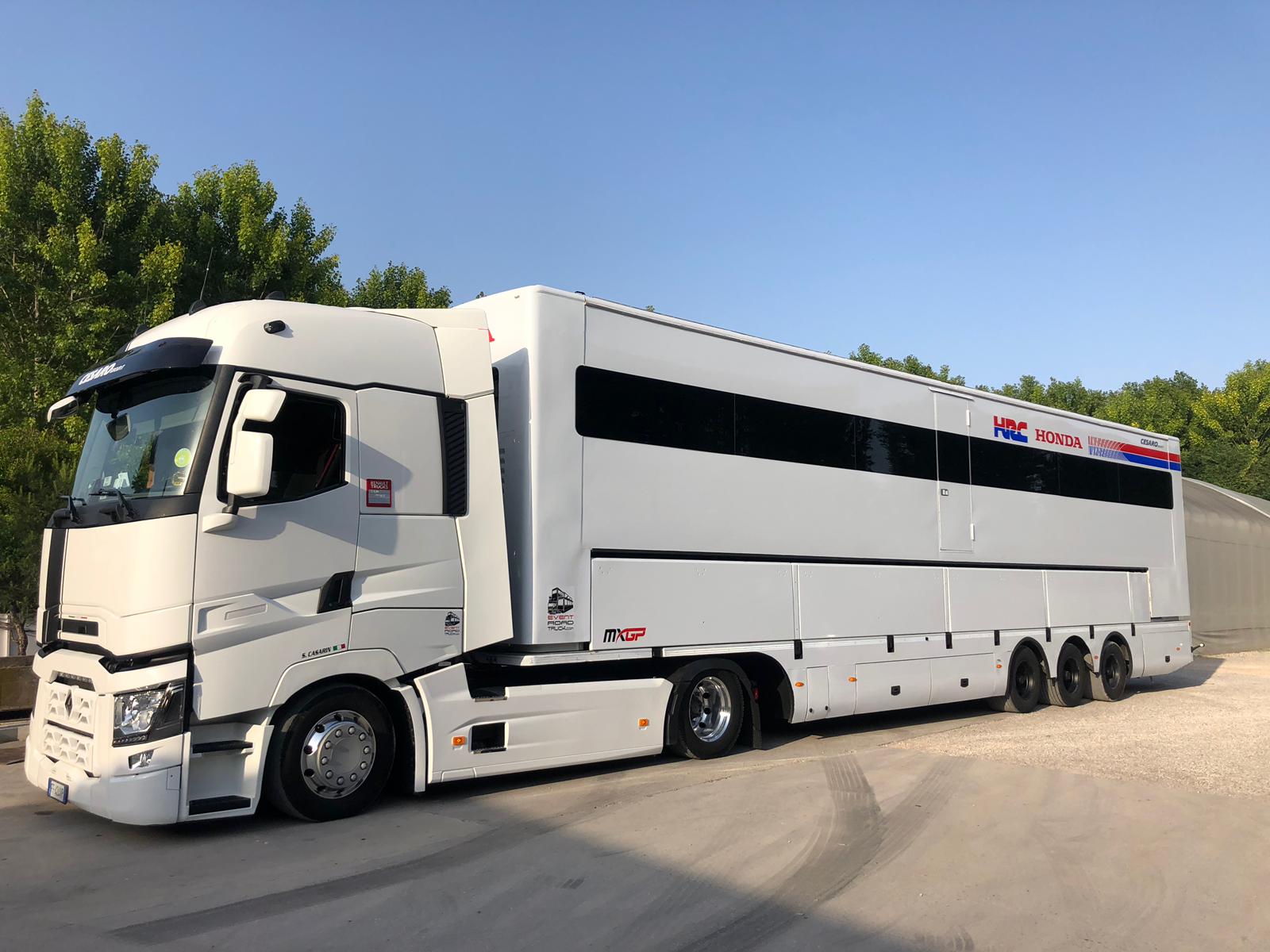 Cesaro Group | cesaro-Hospitality-Austria-cliente-Renault-truck-1
