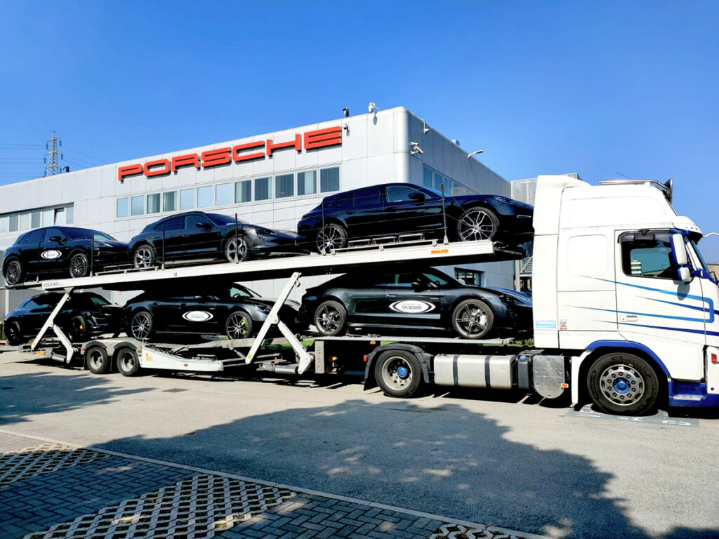 Cesaro Group | Cesaro_Group_Event_Road_Truck_Porsche_2021