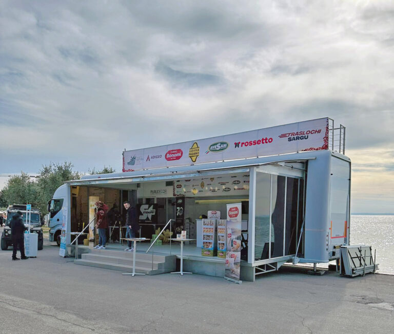 Cesaro Group | Cesaro_Group_Event_Road_Truck_Hospitality_Italia_Bardolino(1)